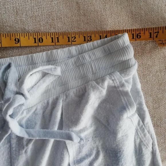 Lulu's Choosing Chill Blue Tie-Dye Drawstring Wide Leg Pants Size L NWT - Picture 10 of 10